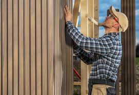 Best Insulated Siding Installation  in Reedley, CA